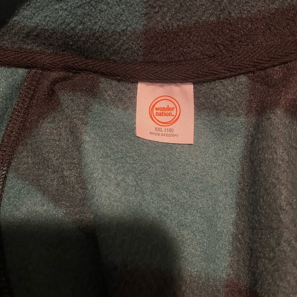 Wonder nation plaid fleece jacket🌲 - Picture 4 of 4